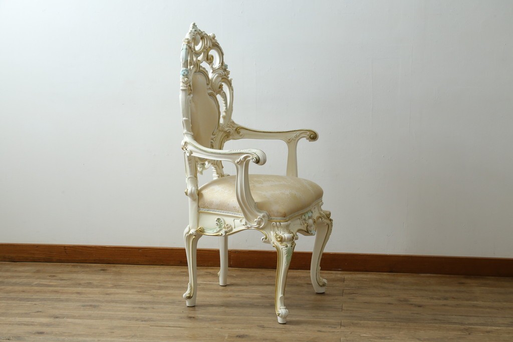 中古　美品　SILIK(シリック)　ロココ調の意匠が華やかなアームチェア　定価約45万円　(R-090524)