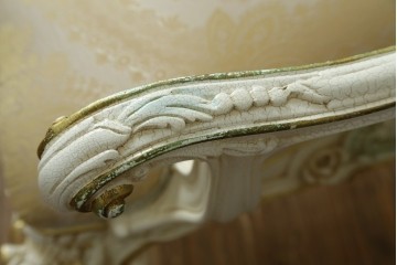 中古　美品　SILIK(シリック)　ロココ調の意匠が華やかなアームチェア　定価約45万円　(R-090524)