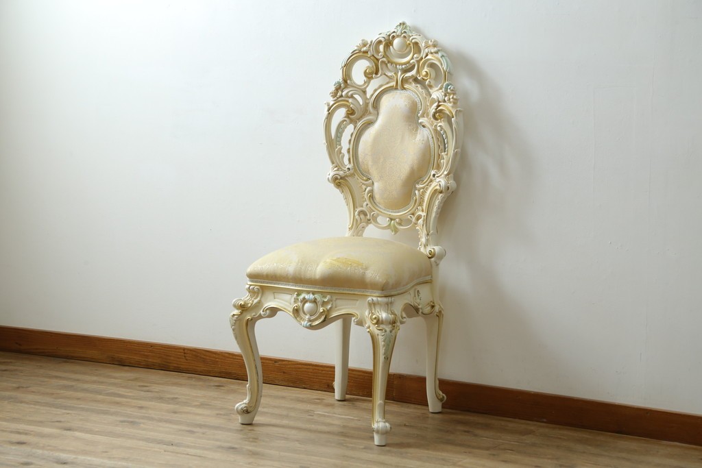 中古　SILIK(シリック)　繊細な装飾が気品あふれるロココ調チェア　定価約41万円　(R-090525)