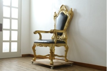 中古　本革(レザー)　横浜家具取り扱い　Camerin(カメリン)　Baroque(バロック)シリーズ　1011　重厚感漂う大型ハイバックアームチェア　定価約75万円　(R-090526)