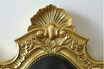 中古　本革(レザー)　横浜家具取り扱い　Camerin(カメリン)　Baroque(バロック)シリーズ　1011　重厚感漂う大型ハイバックアームチェア　定価約75万円　(R-090526)