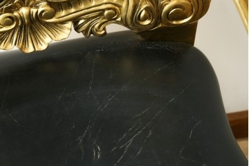中古　本革(レザー)　横浜家具取り扱い　Camerin(カメリン)　Baroque(バロック)シリーズ　1011　重厚感漂う大型ハイバックアームチェア　定価約75万円　(R-090526)