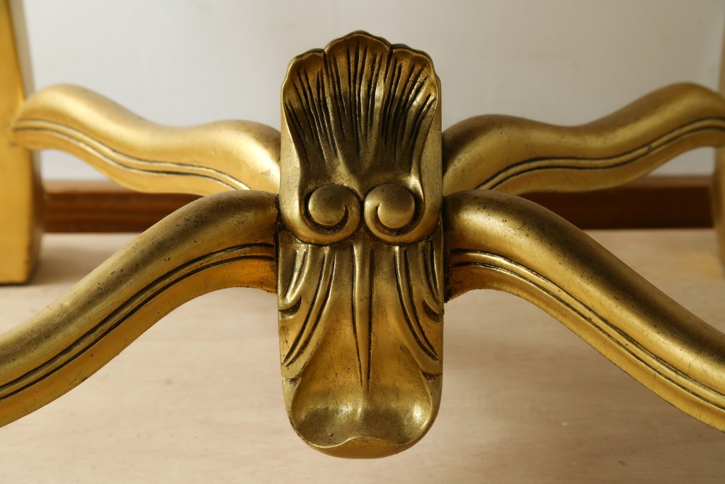 中古　本革(レザー)　横浜家具取り扱い　Camerin(カメリン)　Baroque(バロック)シリーズ　1011　重厚感漂う大型ハイバックアームチェア　定価約75万円　(R-090526)