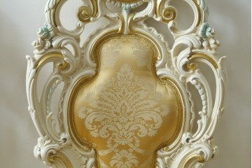 中古　美品　イタリア高級家具　SILIK(シリック)　気品あふれるロココ調のチェア4脚セット　定価(4脚合計)約164万円　(R-090527)