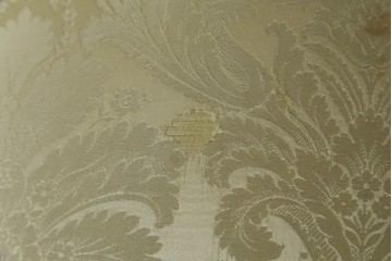 中古　SILIK(シリック)　イタリア高級家具　華やかなロココ調のチェア4脚セット　(R-090528)