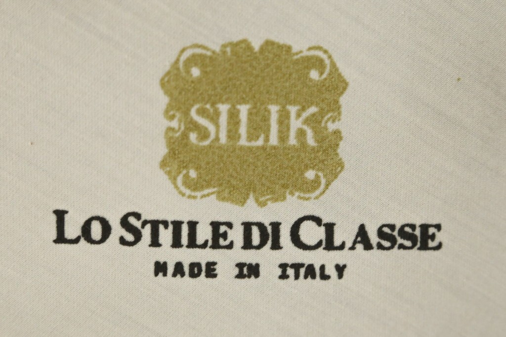 中古　SILIK(シリック)　イタリア高級家具　華やかなロココ調のチェア4脚セット　(R-090528)