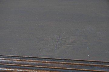 イギリスアンティーク　1920年頃　マホガニー材　ガラス扉と猫脚がクラシカルなキャビネット　(R-090535)
