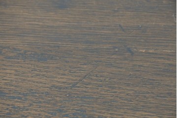 イギリスアンティーク　1930年頃　オーク材　リネンフォールドの彫刻が入った戸棚付きチェスト　(R-090537)