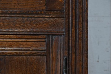 イギリスヴィンテージ　1950年頃　オーク材　クラシカルなカクテルキャビネット　(R-090542)