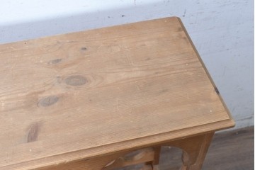イギリスアンティーク　1940年から1950年頃　パイン材　葡萄モチーフの彫刻を施したワインラック　(R-090544)