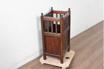 中古　松本民芸家具　クラシカルなろくろ飾りが印象的な傘立て　(R-090545)