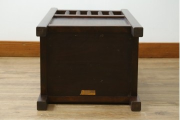 中古　松本民芸家具　クラシカルなろくろ飾りが印象的な傘立て　(R-090545)