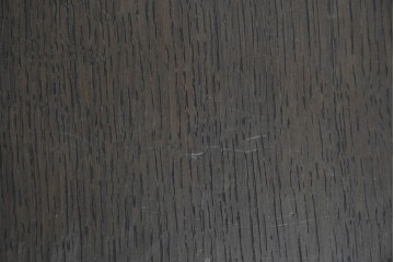 イギリスアンティーク　1870年から1900年頃　オーク材　IHSのモノグラムと植物彫刻が美しい!　グラストンベリーチェアを思わせる教会用アームチェア　(R-090551)