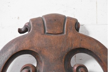 イギリスアンティーク　1900年頃　オーク材　ライオン(獅子)をかたどった彫刻脚がユニークなホールチェア2脚セット　(R-090555)