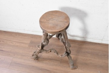 フランスヴィンテージ　1960年から1970年頃　葡萄の蔓を活かした自然味あふれるスツール　(R-090556)