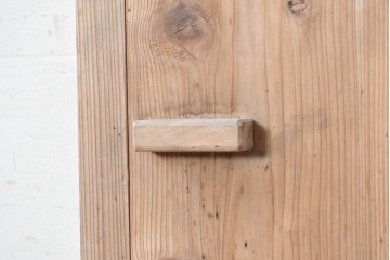 和製ヴィンテージ　昭和中期　木味　素朴な木味をいかした木製扉1枚　(R-090558)