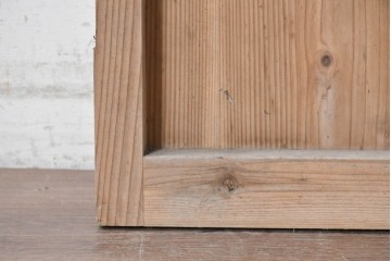 和製ヴィンテージ　昭和中期　木味　素朴な木味をいかした木製扉1枚　(R-090558)