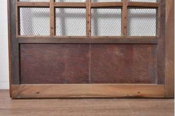 アンティーク建具　明治から大正期　素朴で味わい深い金網入りきつね格子蔵戸1枚　(R-090561)