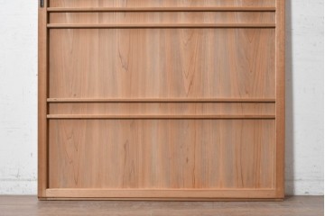 和製アンティーク　昭和初期　横桟を渡した素朴なつくりの幅広板戸1枚　(R-090562)