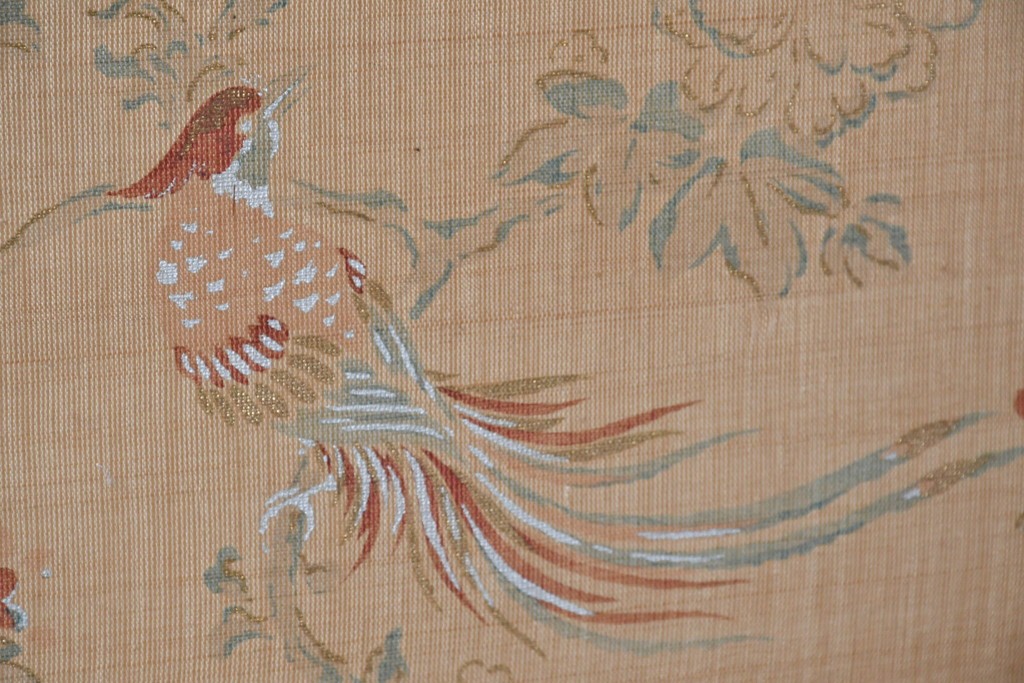 和製アンティーク　昭和初期　上手物!!　大正ロマン　草花と尾長鳥を描いた片面ふすまの幅広板戸2枚セット　(R-090565)