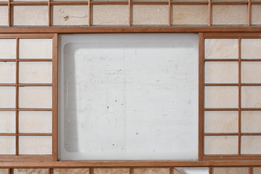 ヴィンテージ建具　昭和中期　幅広　細かな格子組が上品な猫間障子戸2枚セット　(R-090568)