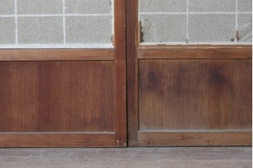ヴィンテージ建具　昭和中期　幅広　細かな格子組が上品な猫間障子戸2枚セット　(R-090569)
