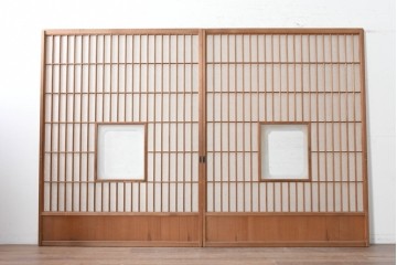 アンティーク建具　昭和初期　幅広　やわらかな光を取り込む額入り障子戸2枚セット　(R-090570)