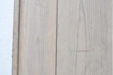 アンティーク建具　昭和初期　幅狭　横桟がアクセントを添える素朴な引き戸2枚セット　(R-090571)