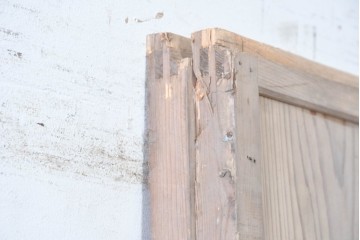 アンティーク建具　昭和初期　幅狭　横桟がアクセントを添える素朴な引き戸2枚セット　(R-090571)