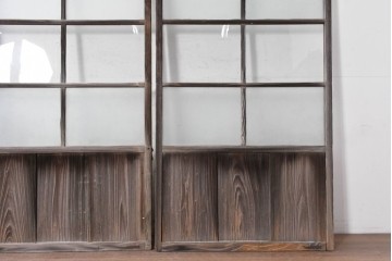 和製ヴィンテージ　昭和中期　素朴な木の風合いと格子が特徴のガラス戸3枚セット　(R-090572)
