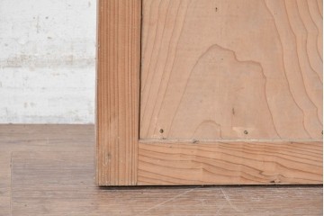 和製ヴィンテージ　昭和初期から昭和中期　木目を活かしたシンプルな板戸1枚　(R-090576)