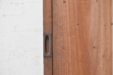 和製ヴィンテージ　昭和初期から昭和中期　木目を活かしたシンプルな板戸1枚　(R-090577)