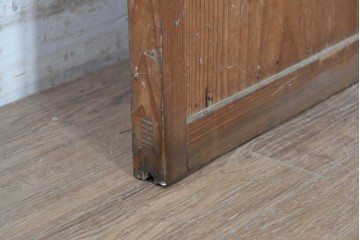 和製ヴィンテージ　昭和初期から昭和中期　木目を活かしたシンプルな板戸1枚　(R-090577)