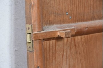 ヴィンテージ建具　昭和中期から昭和後期　凝ったデザインが魅力的な古い数寄屋の引き戸1枚　(R-090578)