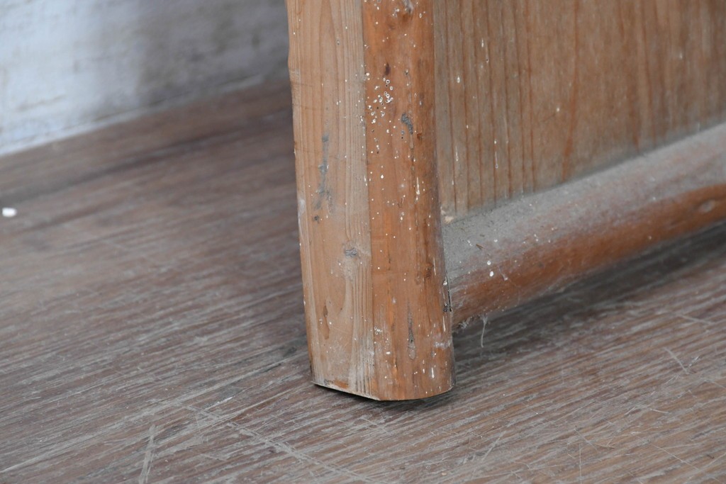 ヴィンテージ建具　昭和中期から昭和後期　凝ったデザインが魅力的な古い数寄屋の引き戸1枚　(R-090578)