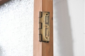 ヴィンテージ建具　昭和中期　型板ガラスと曲線意匠がレトロな幅狭のドア1枚　(R-090579)
