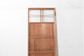 ヴィンテージ建具　昭和中期　幅狭　鏡板一枚板　曲げ木のデザインが印象的なドア1枚　(R-090581)