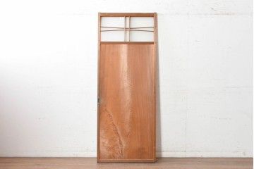 ヴィンテージ建具　昭和中期　幅狭　鏡板一枚板　曲げ木のデザインが印象的な引き戸1枚　(R-090582)
