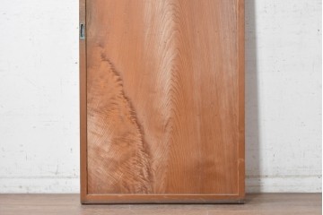 ヴィンテージ建具　昭和中期　幅狭　鏡板一枚板　曲げ木のデザインが印象的な引き戸1枚　(R-090582)