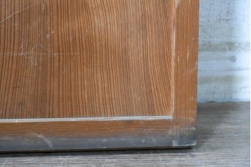 ヴィンテージ建具　昭和中期　幅狭　鏡板一枚板　曲げ木のデザインが印象的な引き戸1枚　(R-090582)