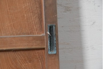 ヴィンテージ建具　昭和中期　幅狭　鏡板一枚板　曲げ木のデザインが印象的な引き戸1枚　(R-090582)