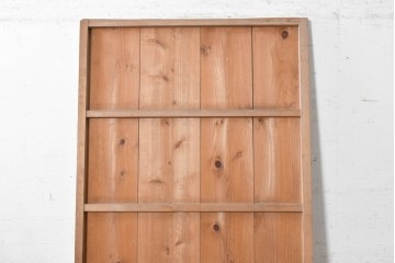 ヴィンテージ建具　昭和中期　木目と節が印象的な板戸扉1枚　(R-090583)