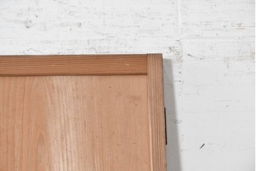 ヴィンテージ建具　昭和中期　竹の装飾がアクセントになった端正なデザインのドア1枚　(R-090584)
