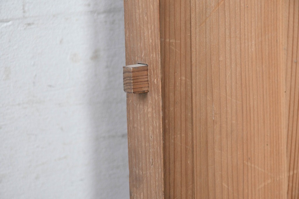 ヴィンテージ建具　昭和中期　竹の装飾がアクセントになった端正なデザインのドア1枚　(R-090584)