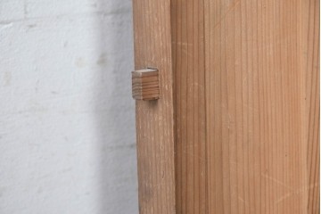 ヴィンテージ建具　昭和中期　竹の装飾がアクセントになった端正なデザインのドア1枚　(R-090584)