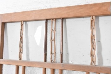 アンティーク建具　昭和期　透かし装飾が個性的な凝ったつくりのガラス引き戸1枚　(R-090585)