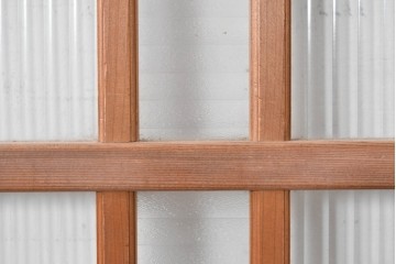 ヴィンテージ建具　昭和後期　型板ガラスと木目を楽しめるガラス戸4枚セット　(R-090587)