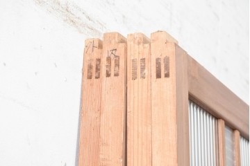 ヴィンテージ建具　昭和後期　型板ガラスと木目を楽しめるガラス戸4枚セット　(R-090587)