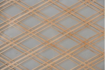 ヴィンテージ建具　昭和後期　欅(ケヤキ)玉杢プリント合板　三重菱の組子細工が美しい帯戸2枚セット　(R-090590)
