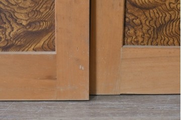 ヴィンテージ建具　昭和後期　欅(ケヤキ)玉杢プリント合板　三重菱の組子細工が美しい帯戸2枚セット　(R-090591)